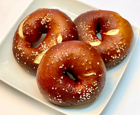 Soft Pretzel Bagels