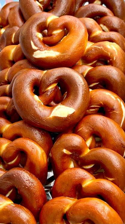 Mini Pretzels (twist, stick, slider roll and blossom)
